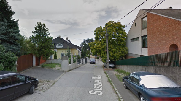 SISZLER ÚT SISZLER ÚT